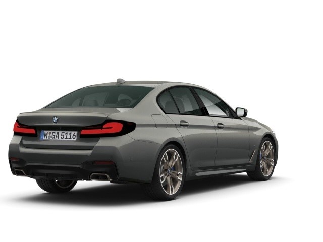 BMW - M550i xDrive