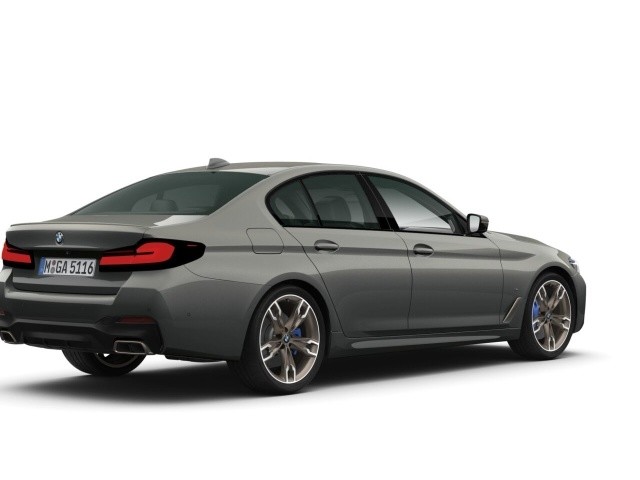 BMW - M550i xDrive