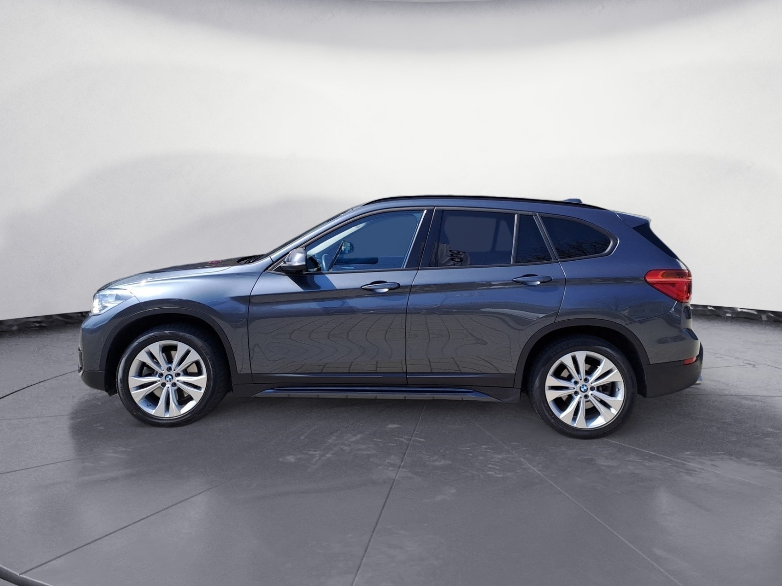 BMW - X1 xDrive25i A Sport Line