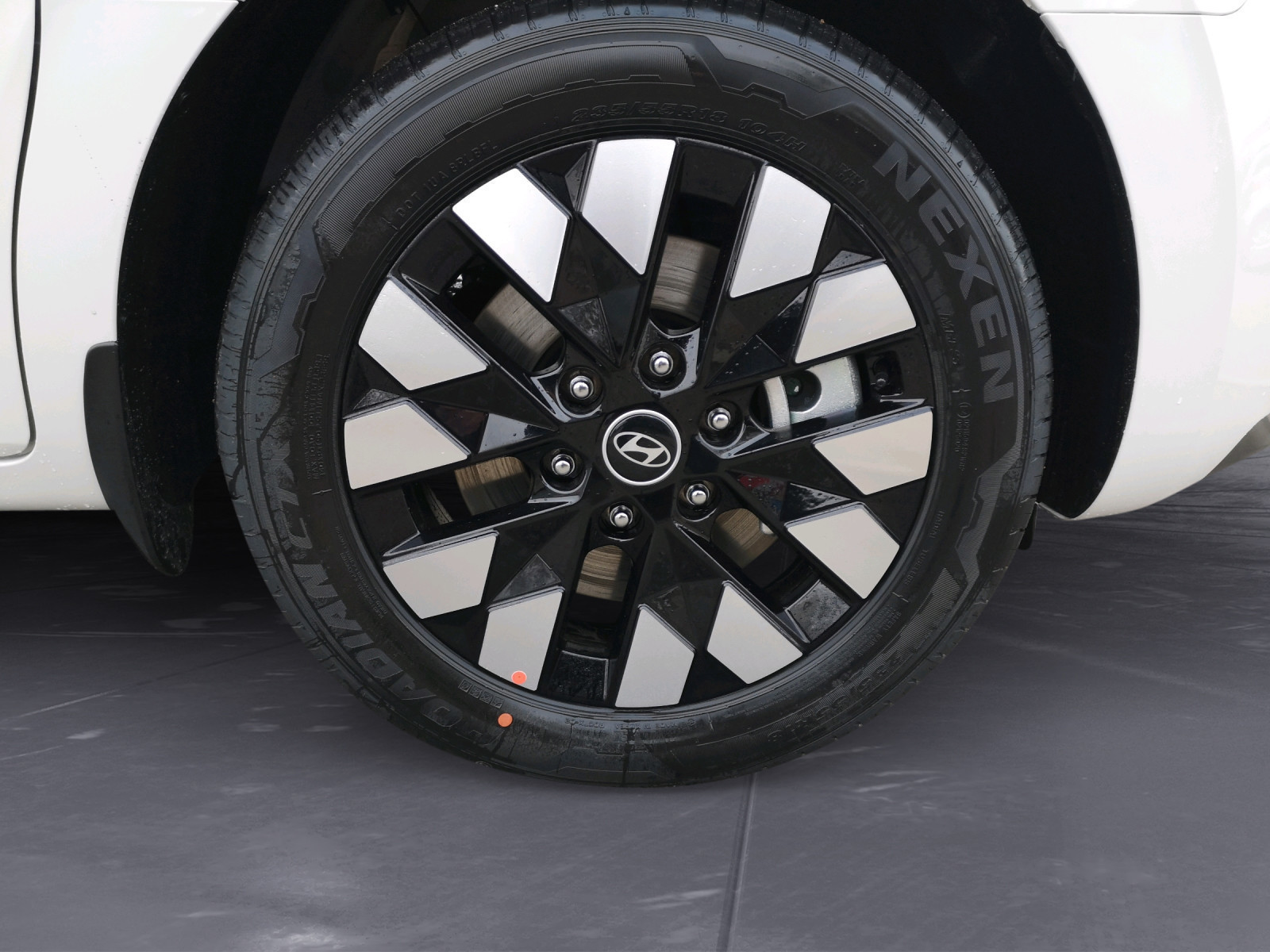 Hyundai - STARIA 7-Sitzer HEV Signature