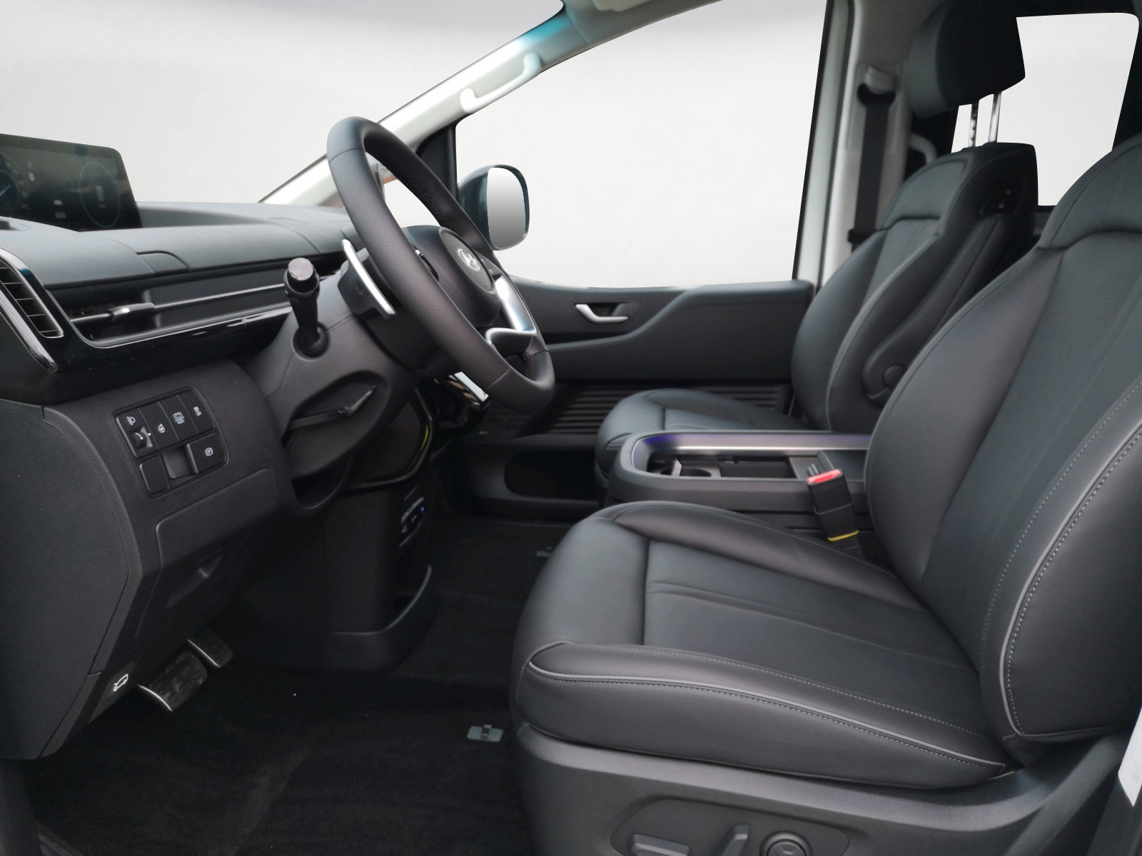 Hyundai - STARIA 7-Sitzer HEV Signature