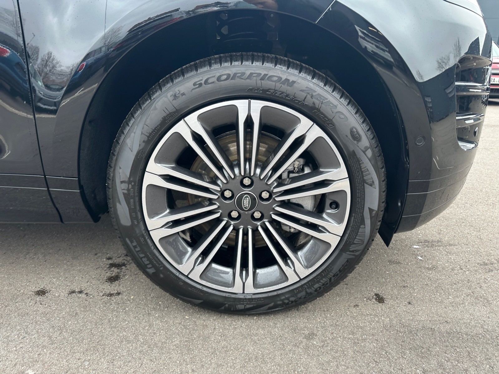 Land Rover - Range Rover Evoque P270e DYNAMIC SE