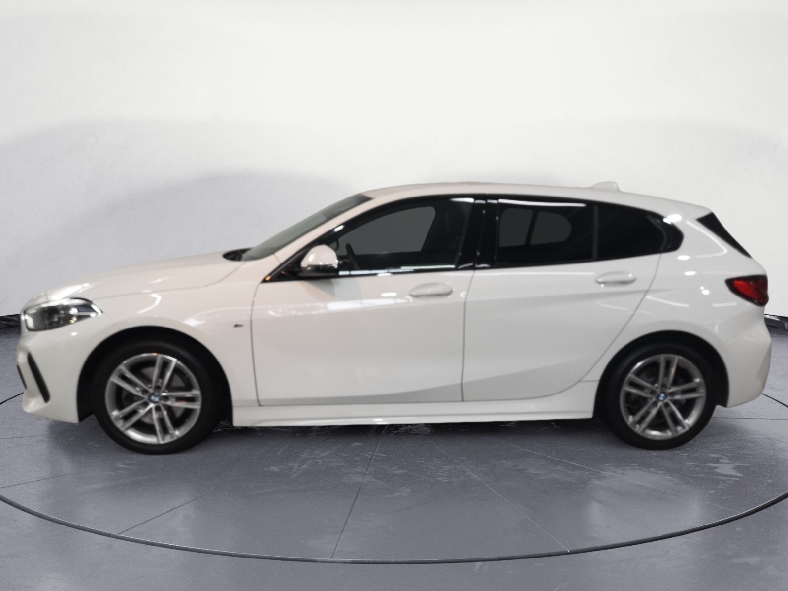 BMW - 118i M Sport
