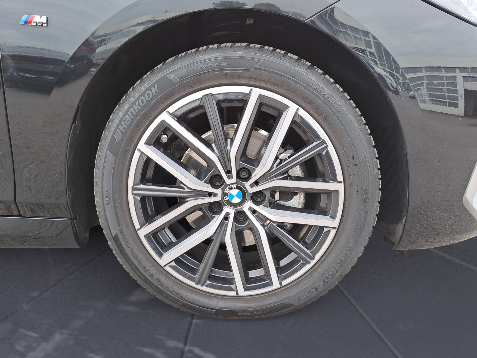 BMW - 220i Active Tourer Steptronic