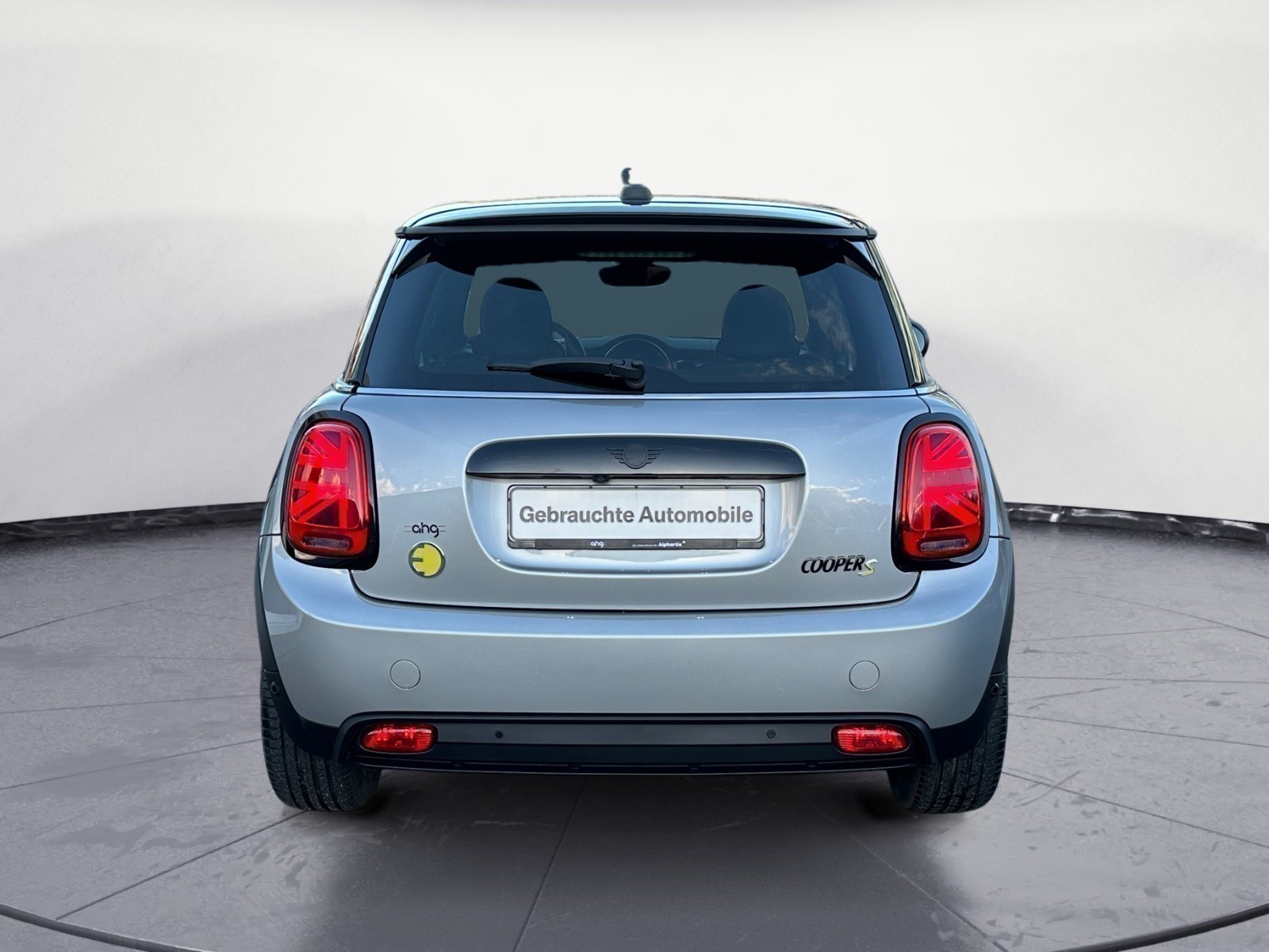 MINI - Cooper SE. MINI Yours Trim