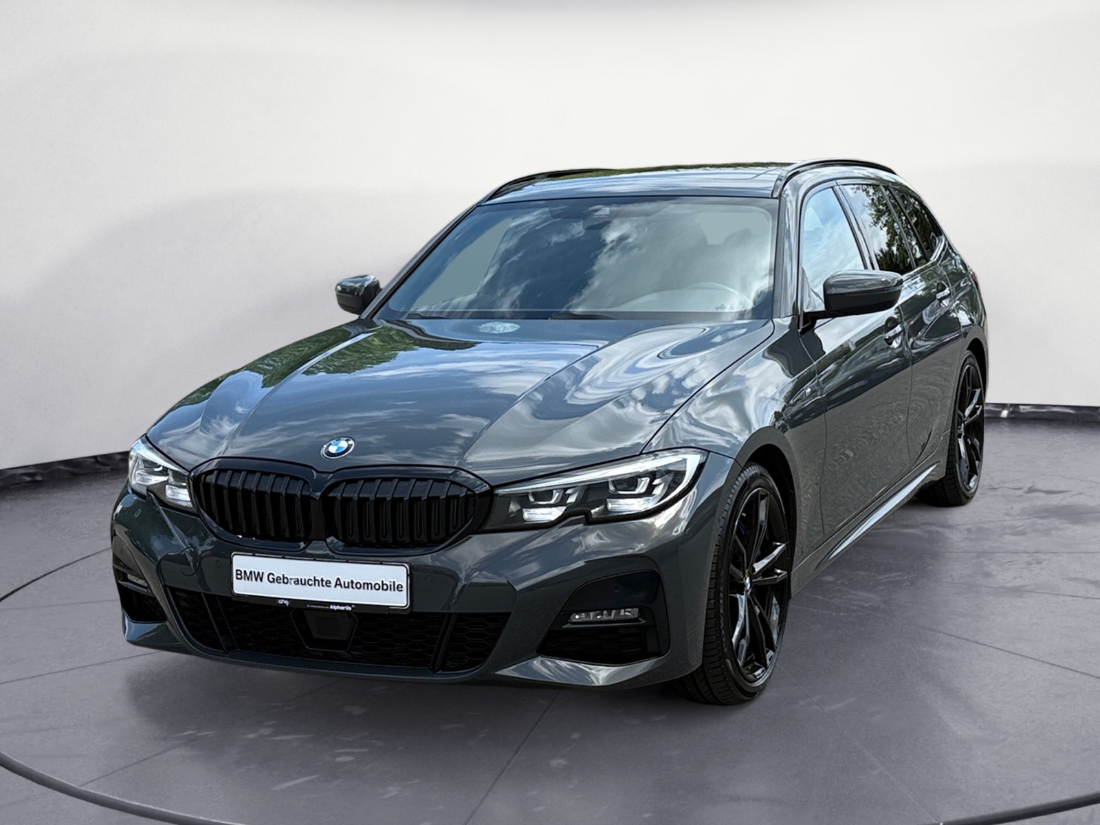 BMW - 330i xDrive Touring M Sport