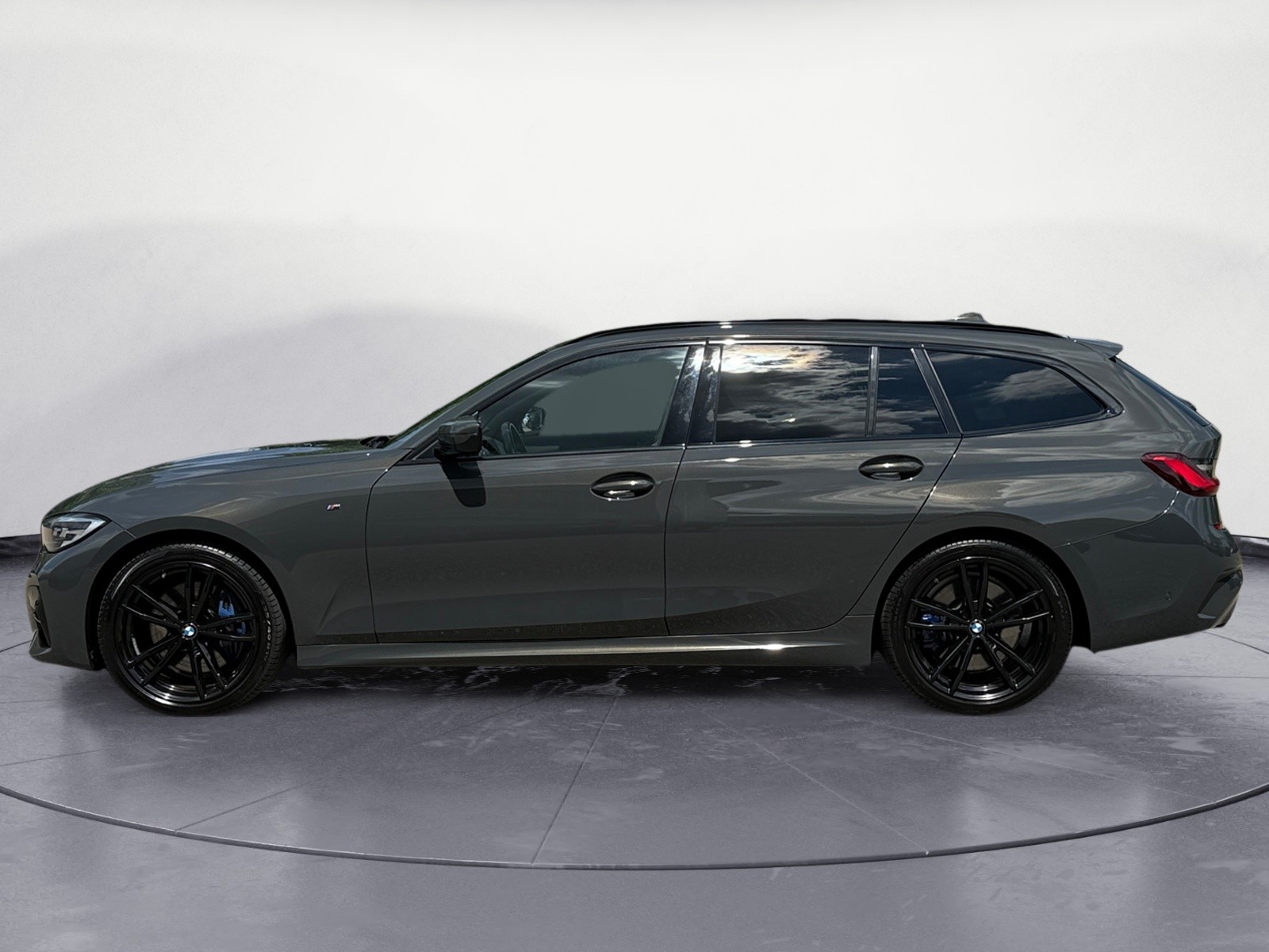 BMW - 330i xDrive Touring M Sport