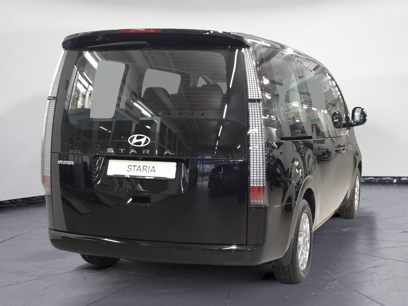 Hyundai - Staria 1.6 Hybrid Trend 9 Sitzer
