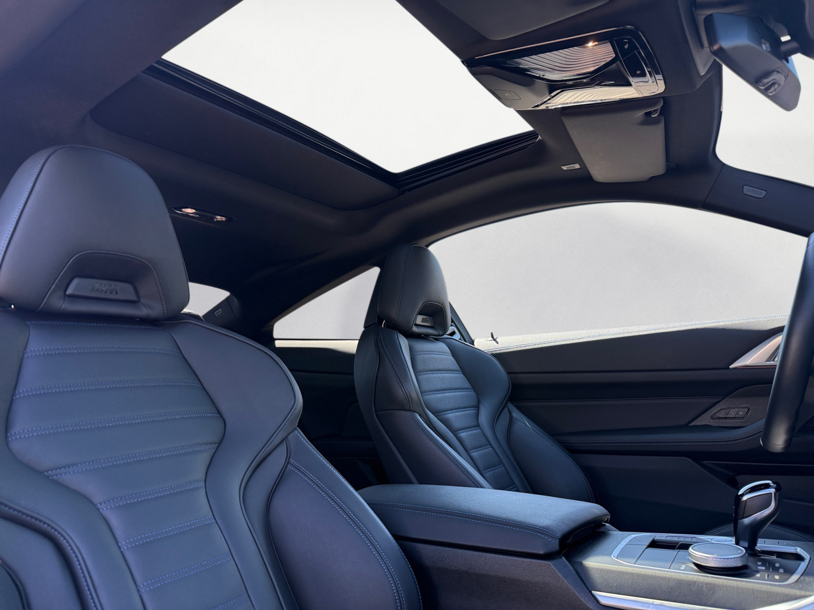 BMW - M440i xDrive Coupe