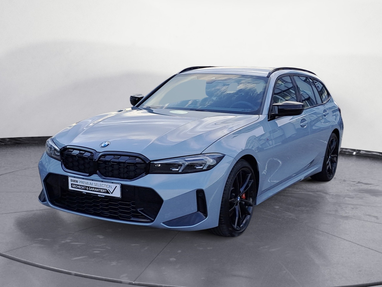 BMW - M340i xDrive Touring Auto