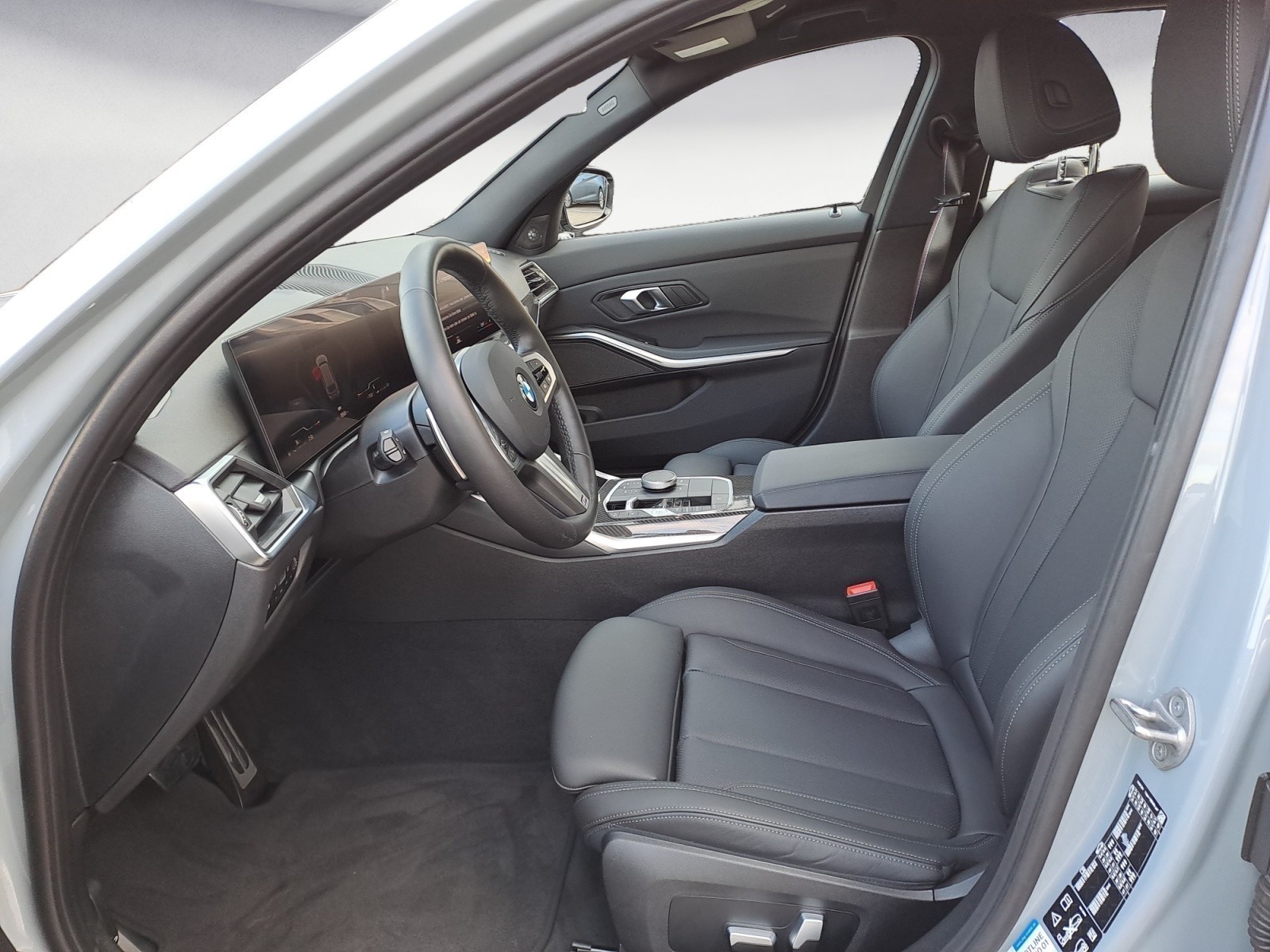 BMW - M340i xDrive Touring Auto