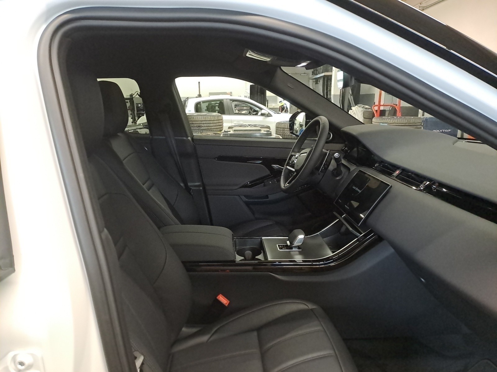 Land Rover - Range Rover Evoque D165 Dynamic SE