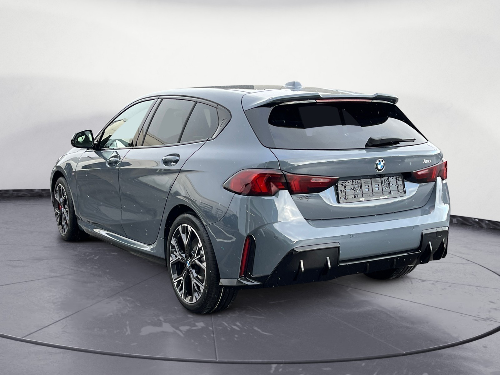 BMW - 120
