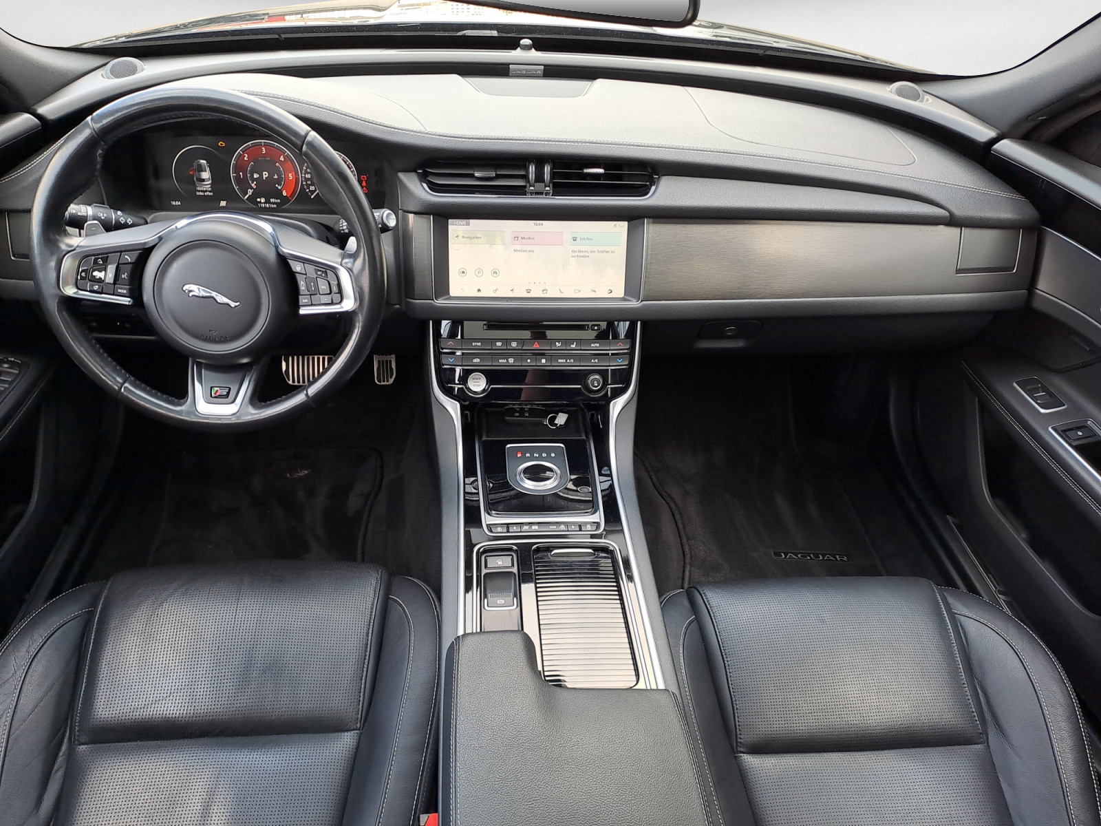 Jaguar - XF 30D First Edition Sportbrake Automatik