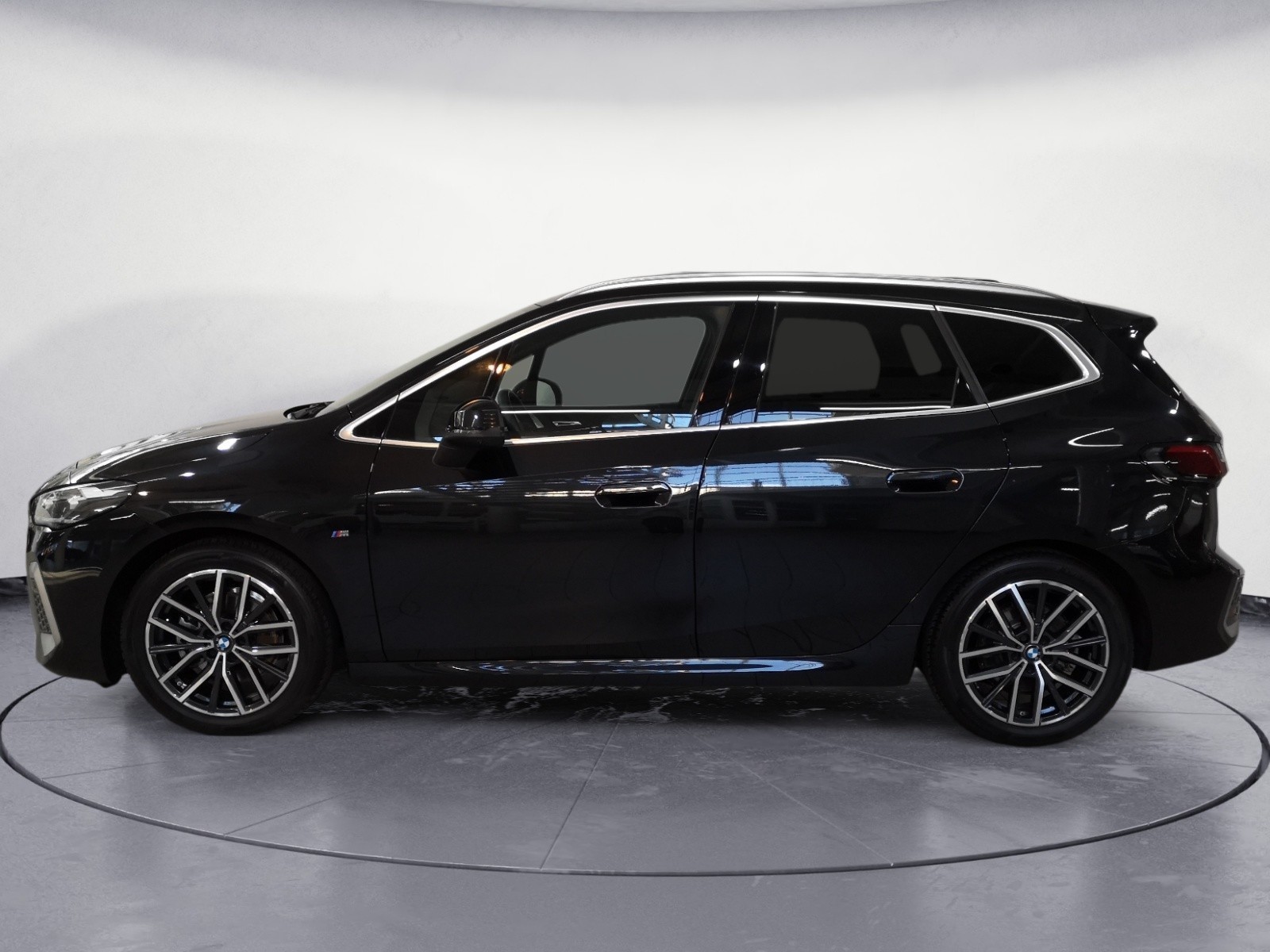 BMW - 220i Active Tourer Steptronic DCT