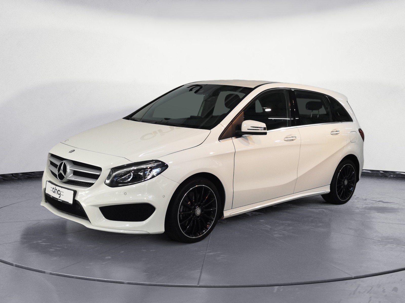 Mercedes-Benz - B 220