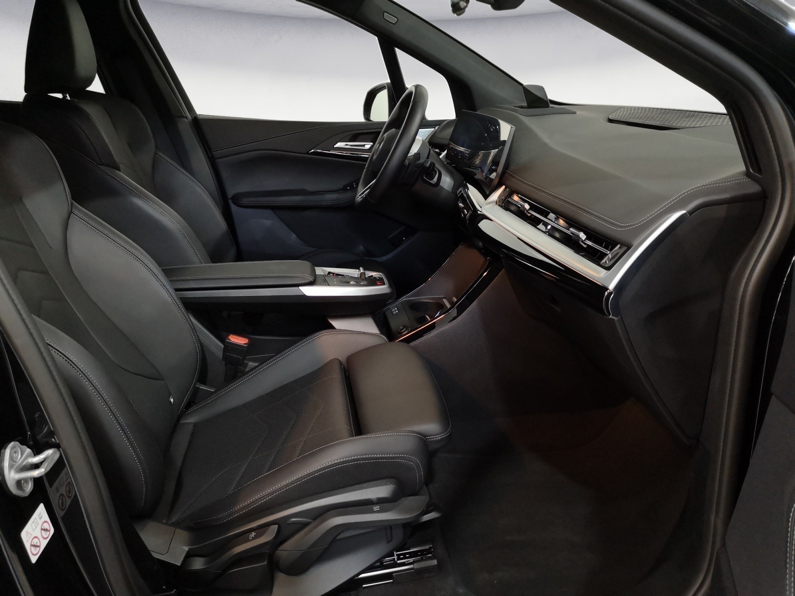 BMW - 220i Active Tourer Steptronic DCT