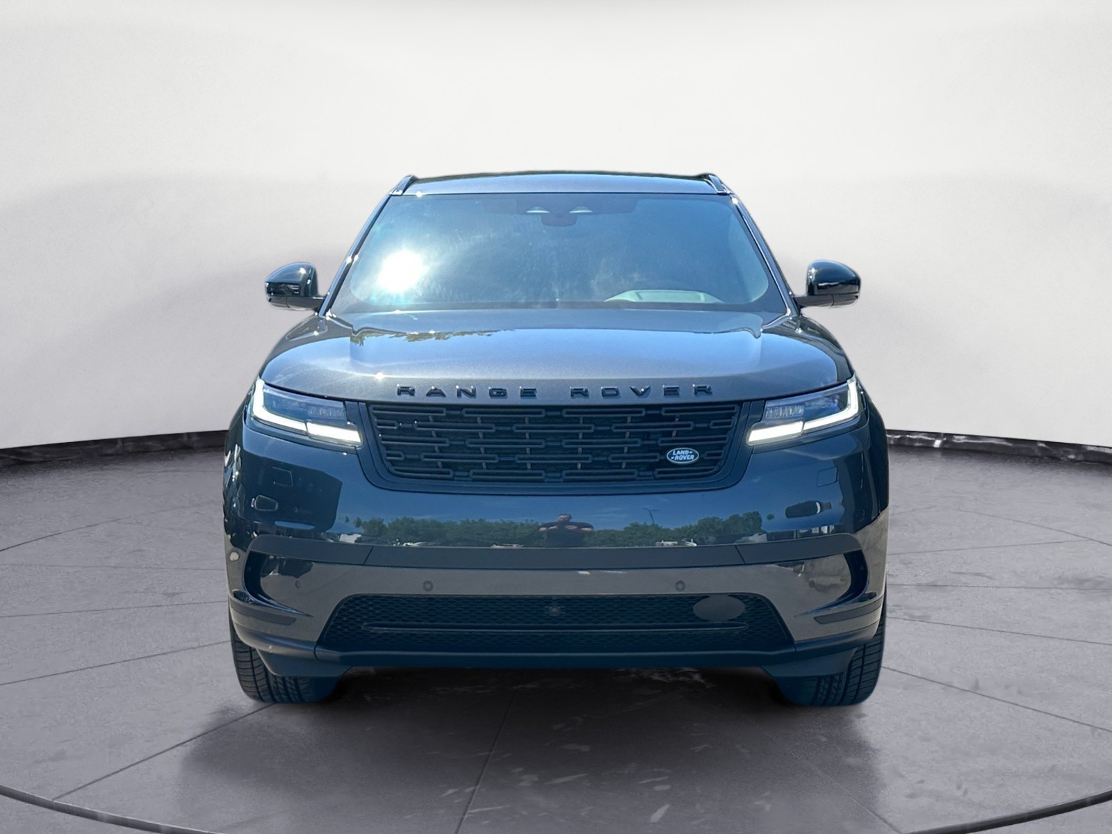Land Rover - Range Rover Velar P400e S Hybrid