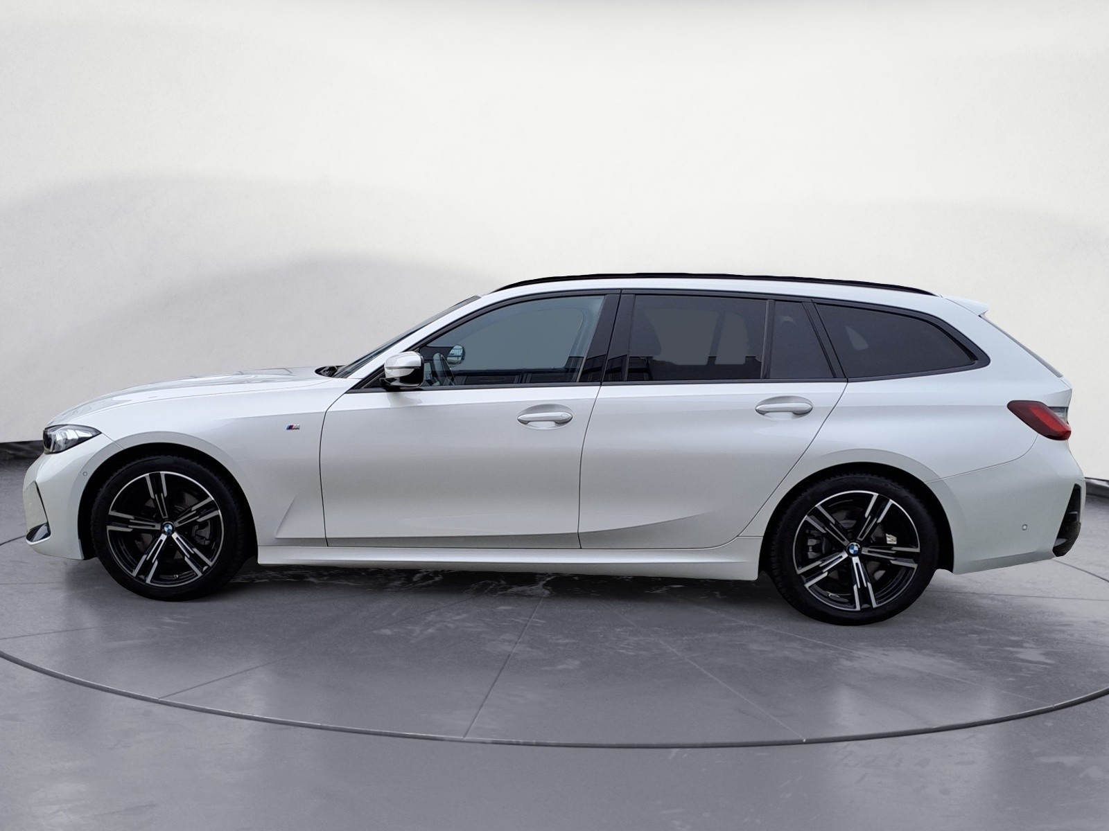 BMW - 320i Touring
