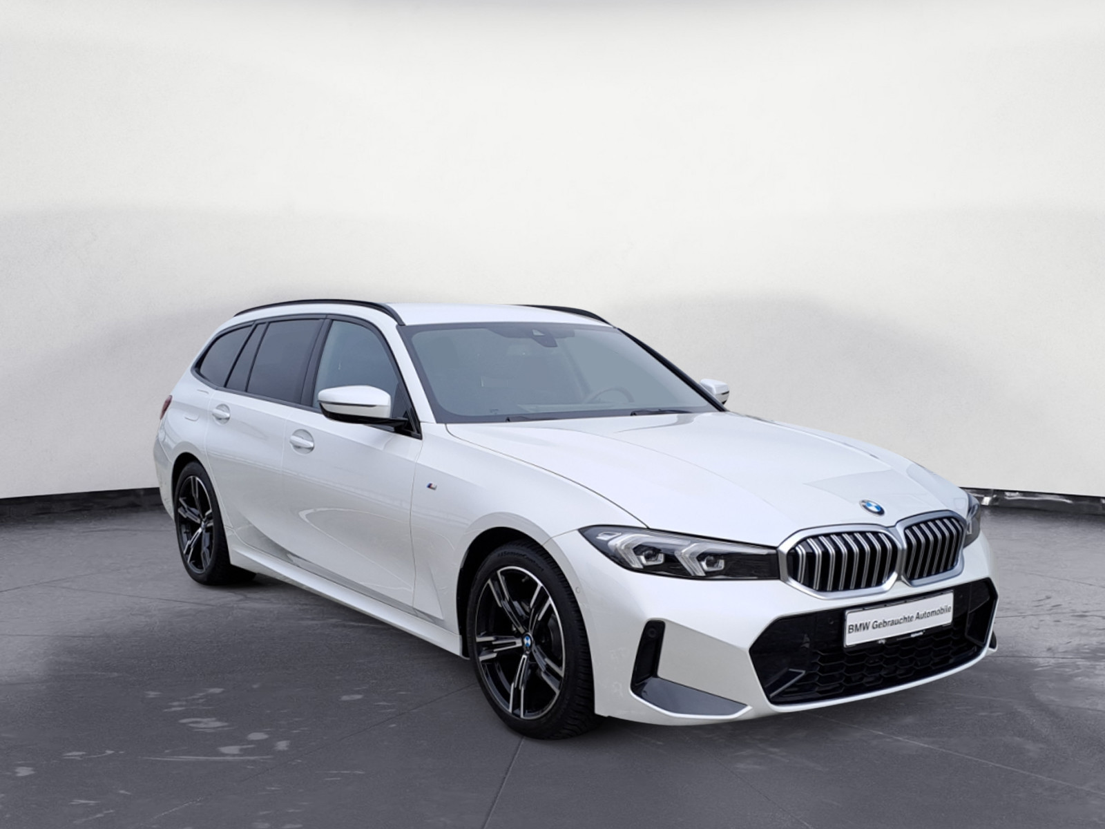 BMW - 320i Touring