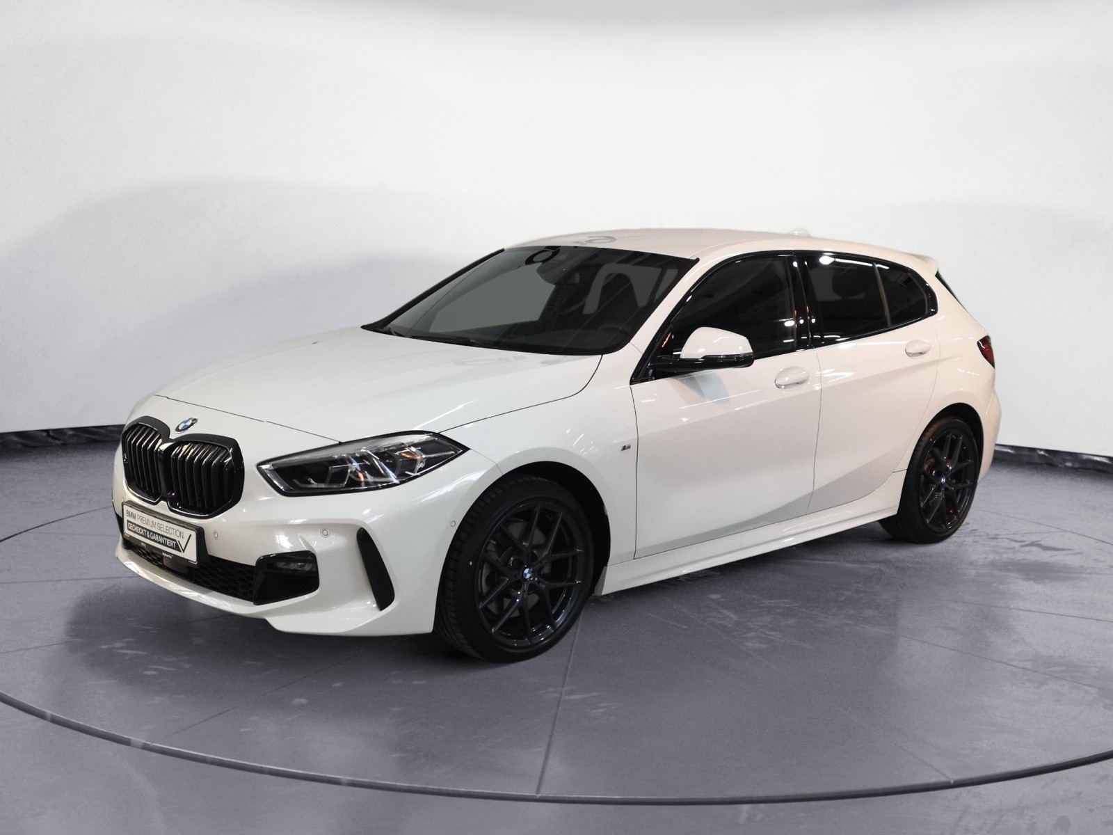 BMW - 120i M Sport Steptronic
