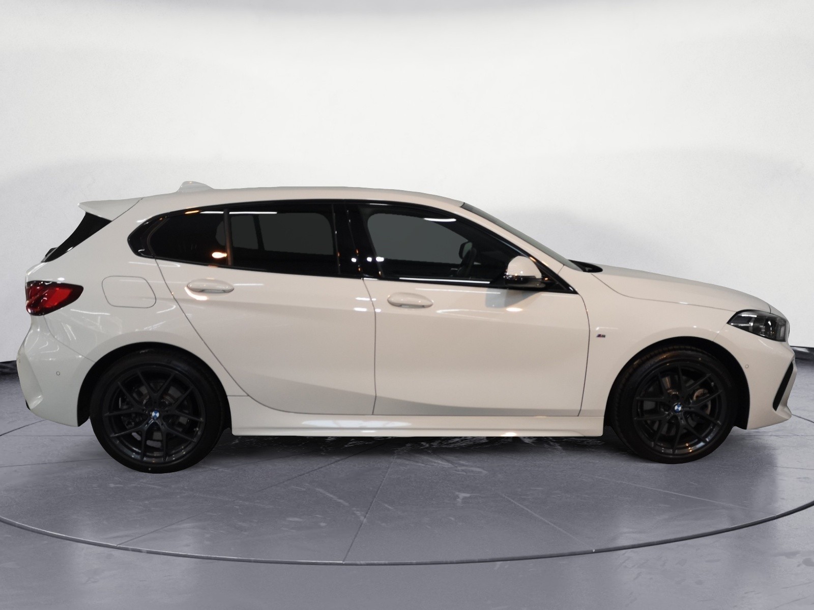 BMW - 120i M Sport Steptronic