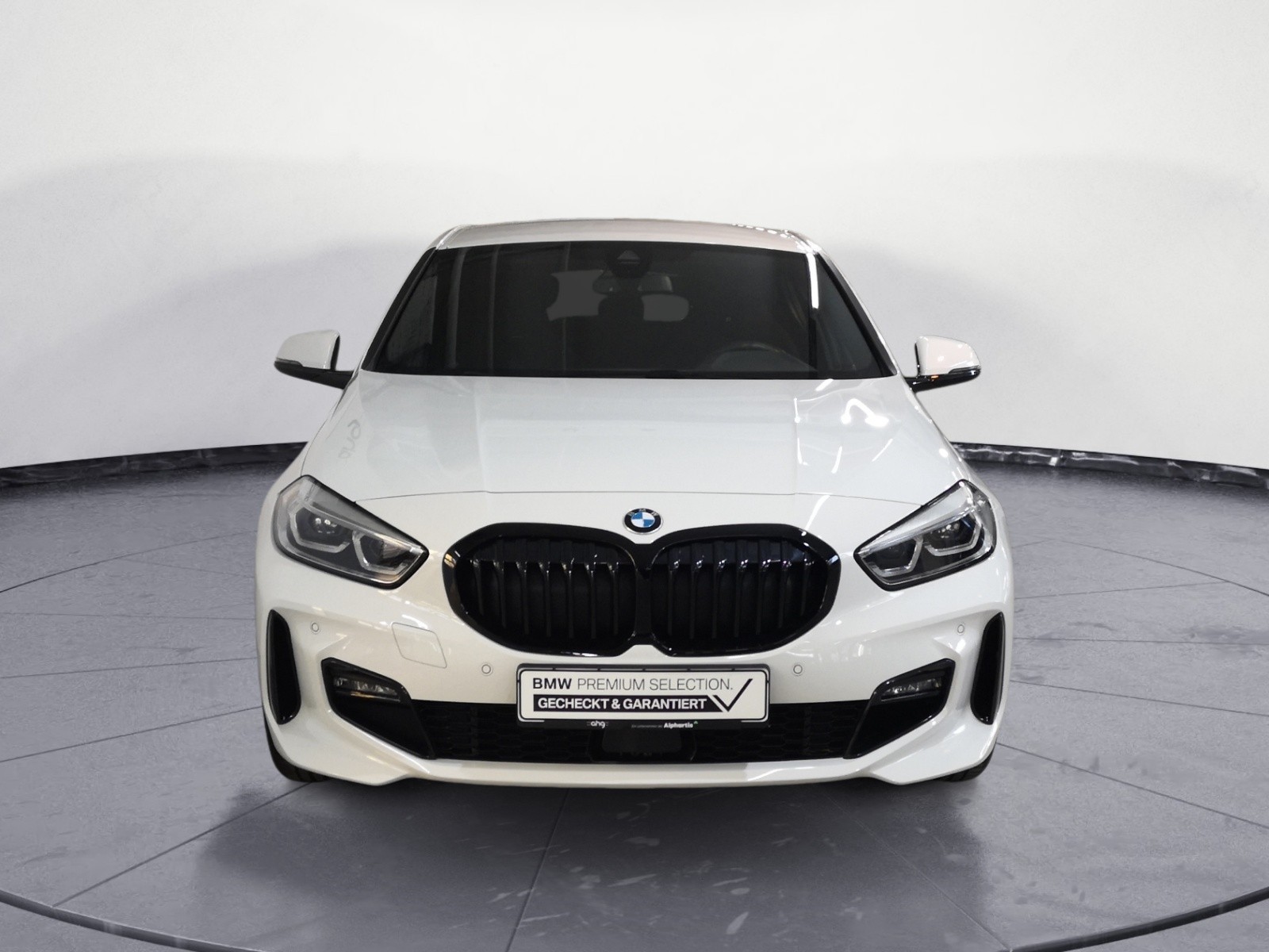 BMW - 120i M Sport Steptronic