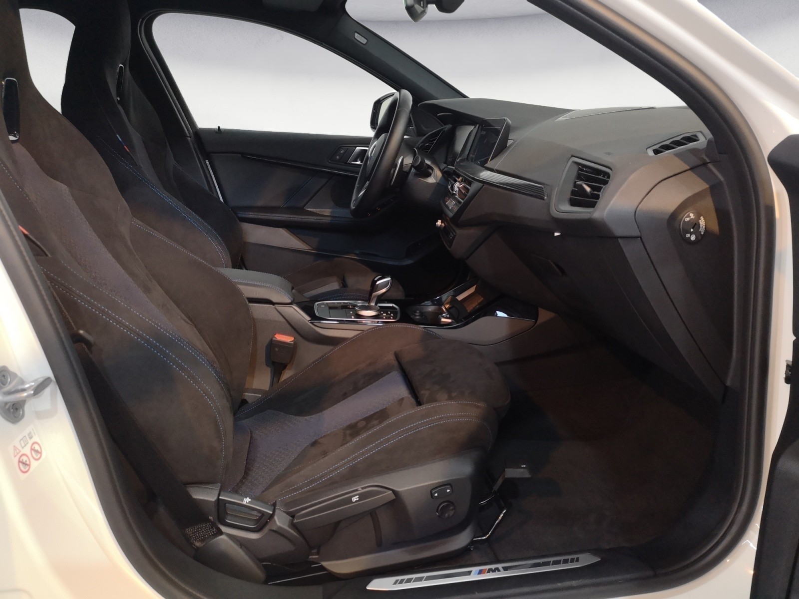 BMW - 120i M Sport Steptronic