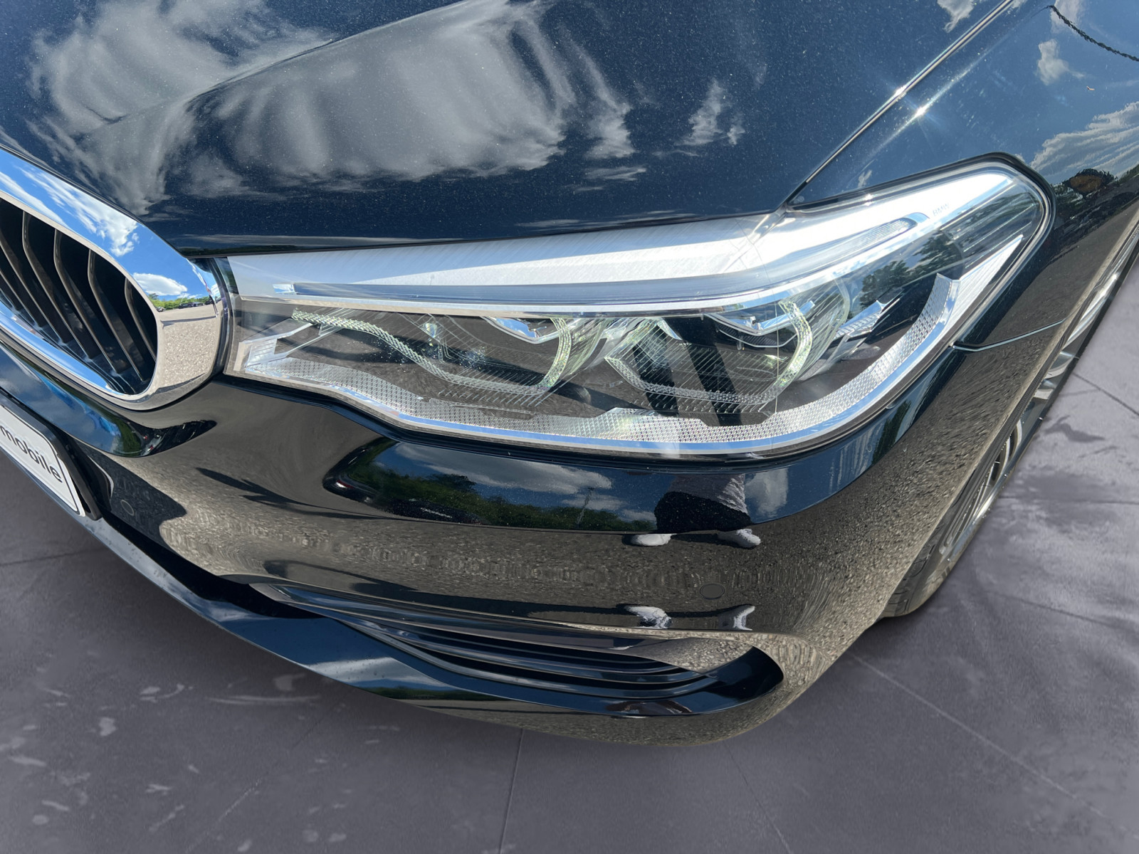 BMW - 530i xDrive Touring Sport Line