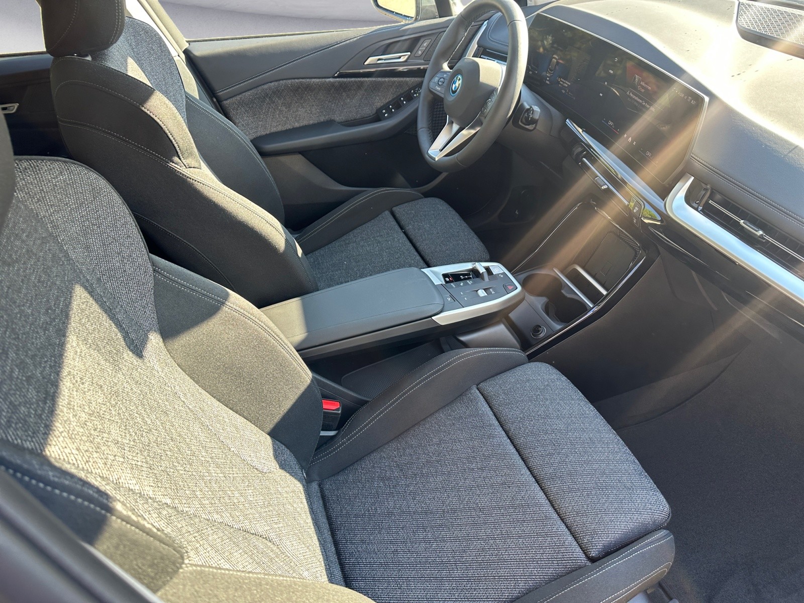 BMW - 230e xDrive Active Tourer