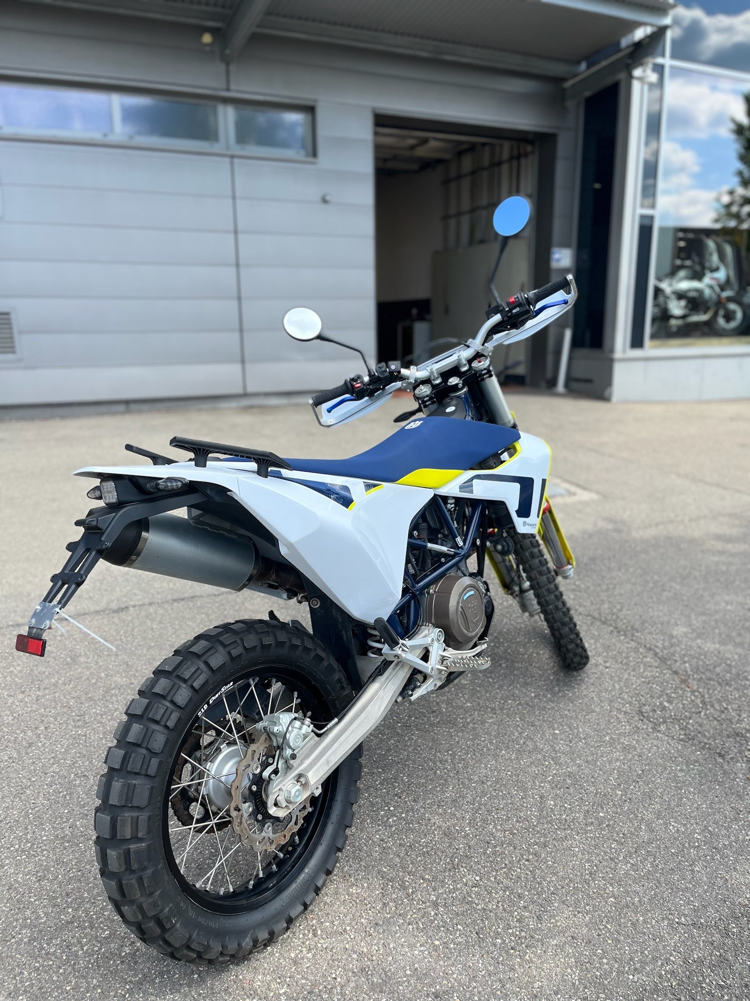 Andere - 701 Enduro