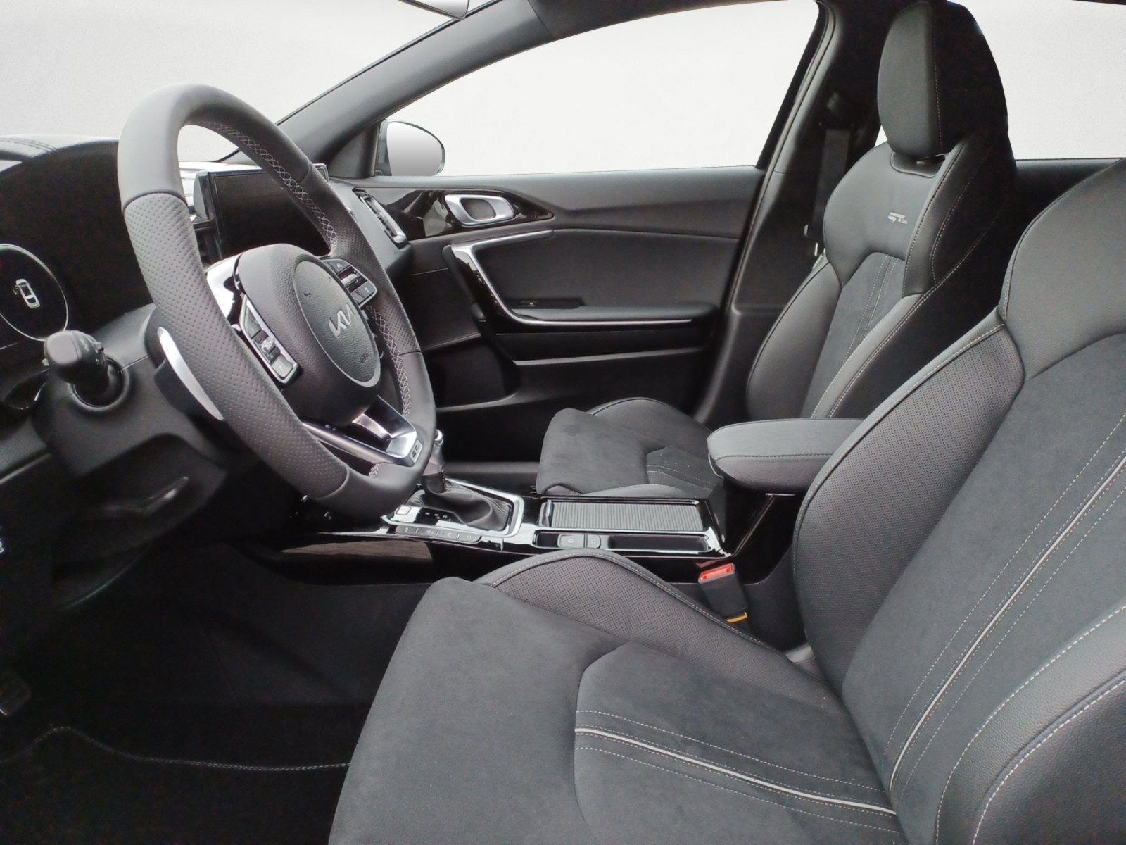 Kia - ProCeed 1.5 T-GDI DCT GT-line