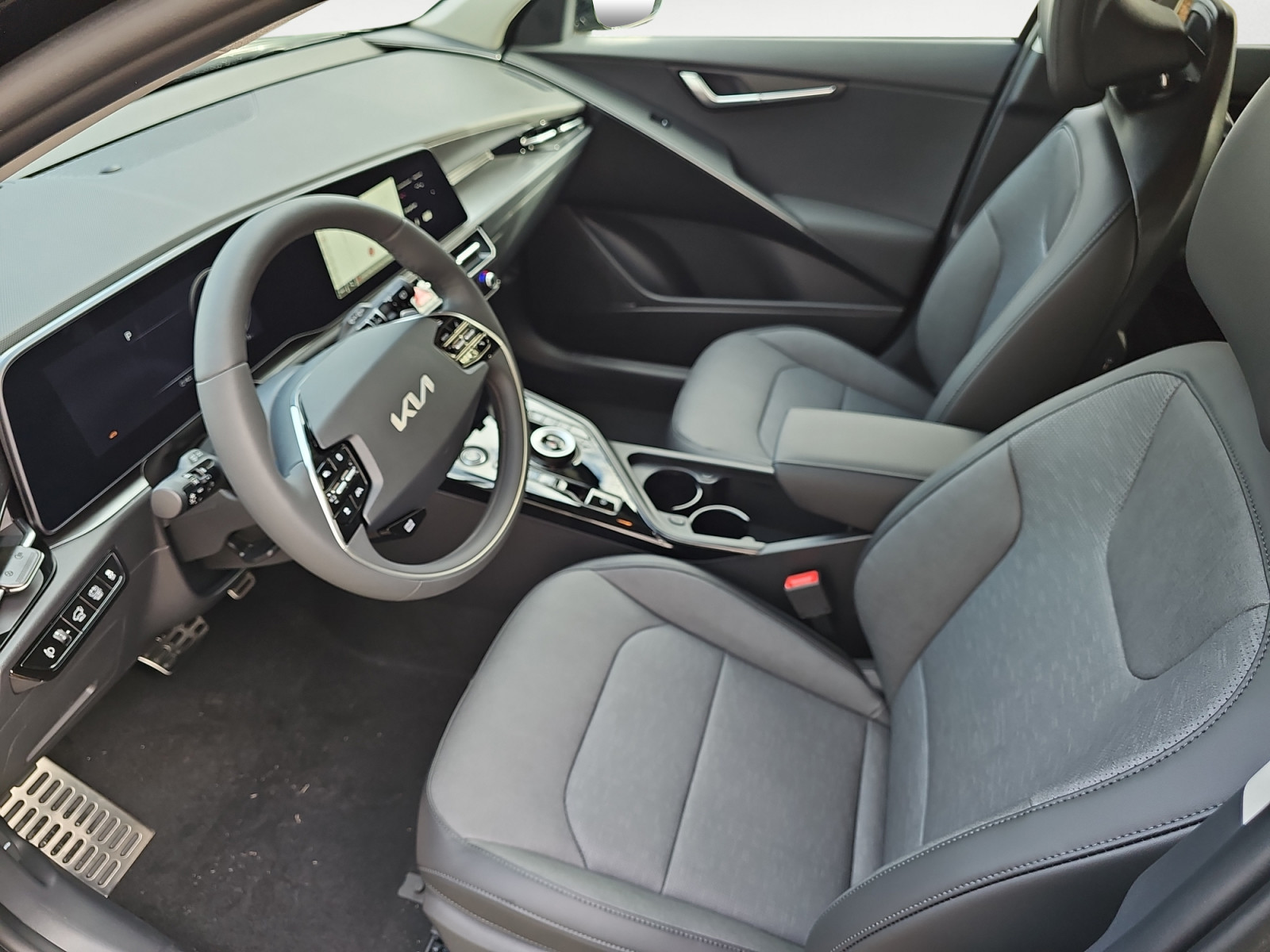 Kia - Niro 1.6 HEV DCT Spirit 18`