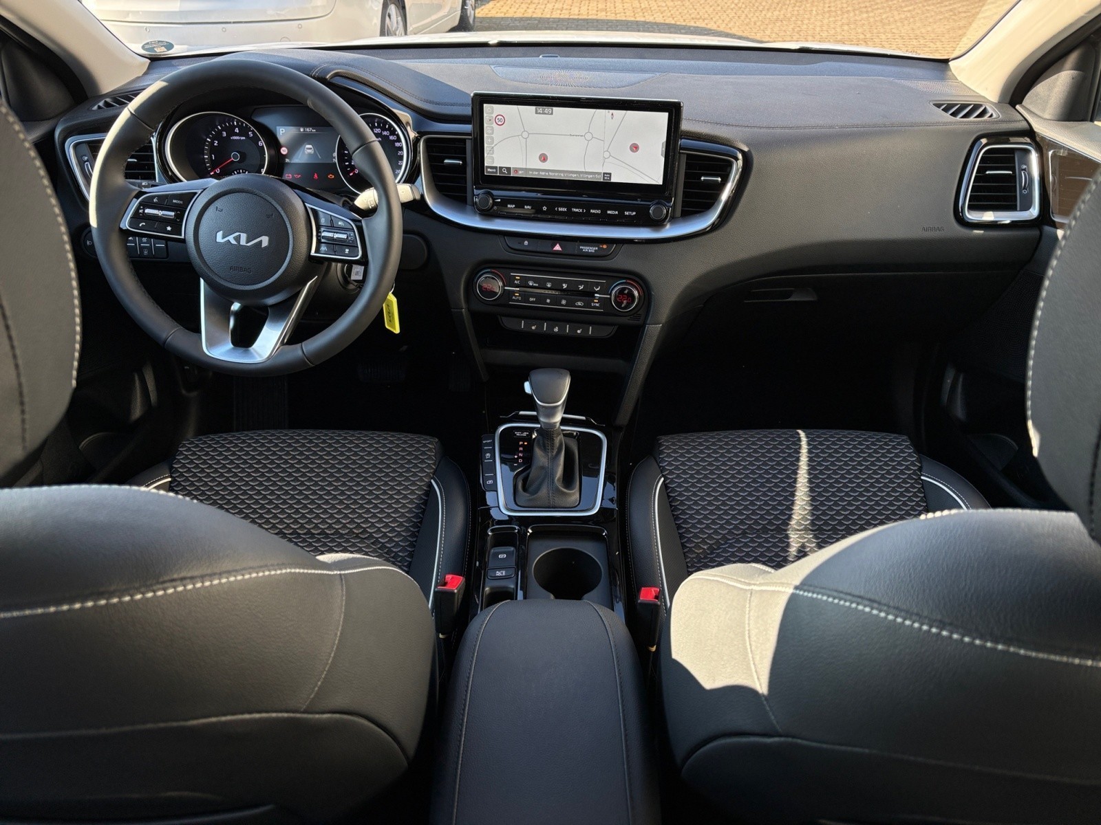 Kia - Xceed 1.5 Vision DCT VISION