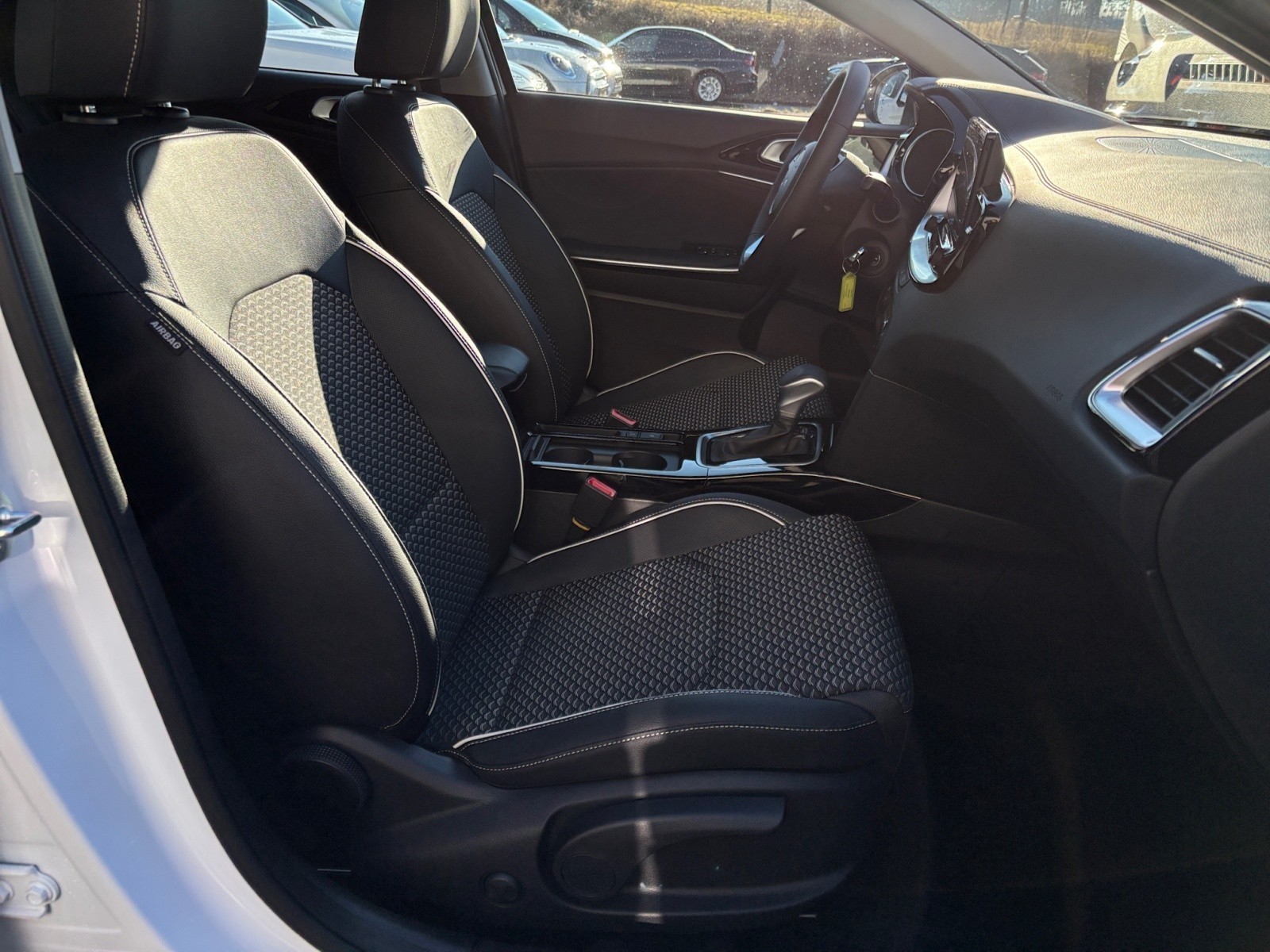 Kia - Xceed 1.5 Vision DCT VISION