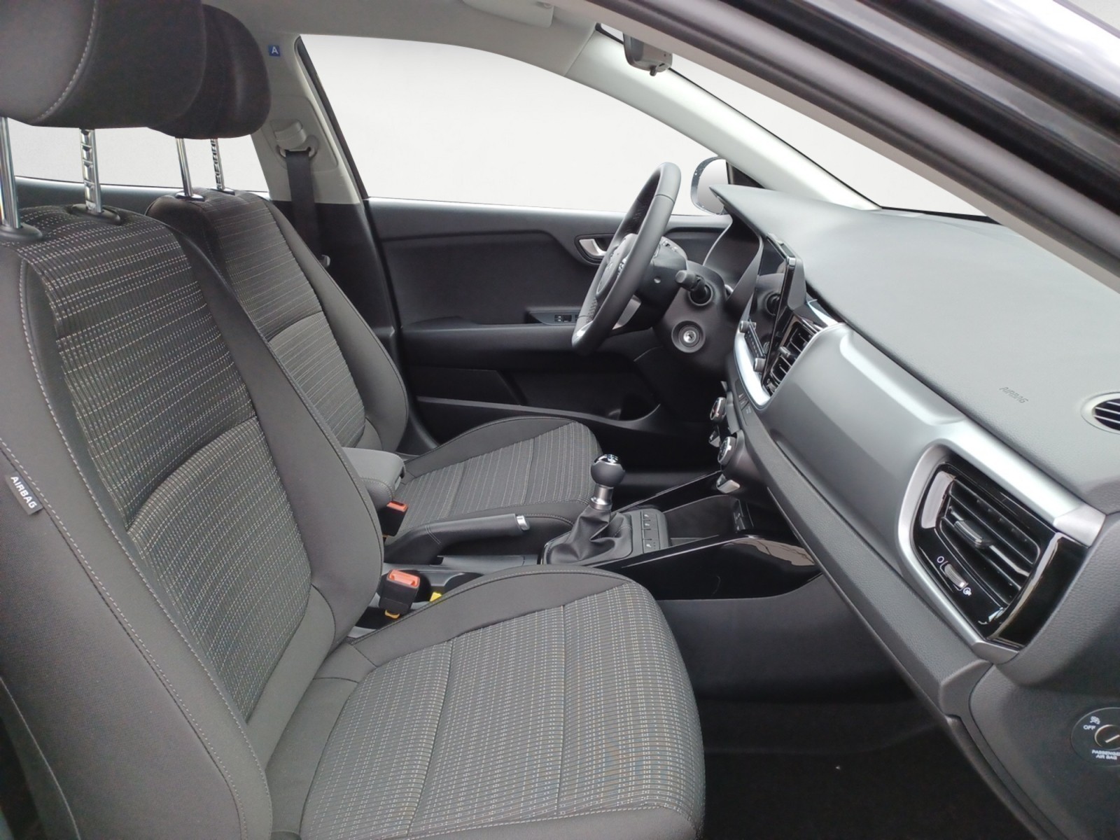 Kia - Stonic 1.2 Vision STD/LED