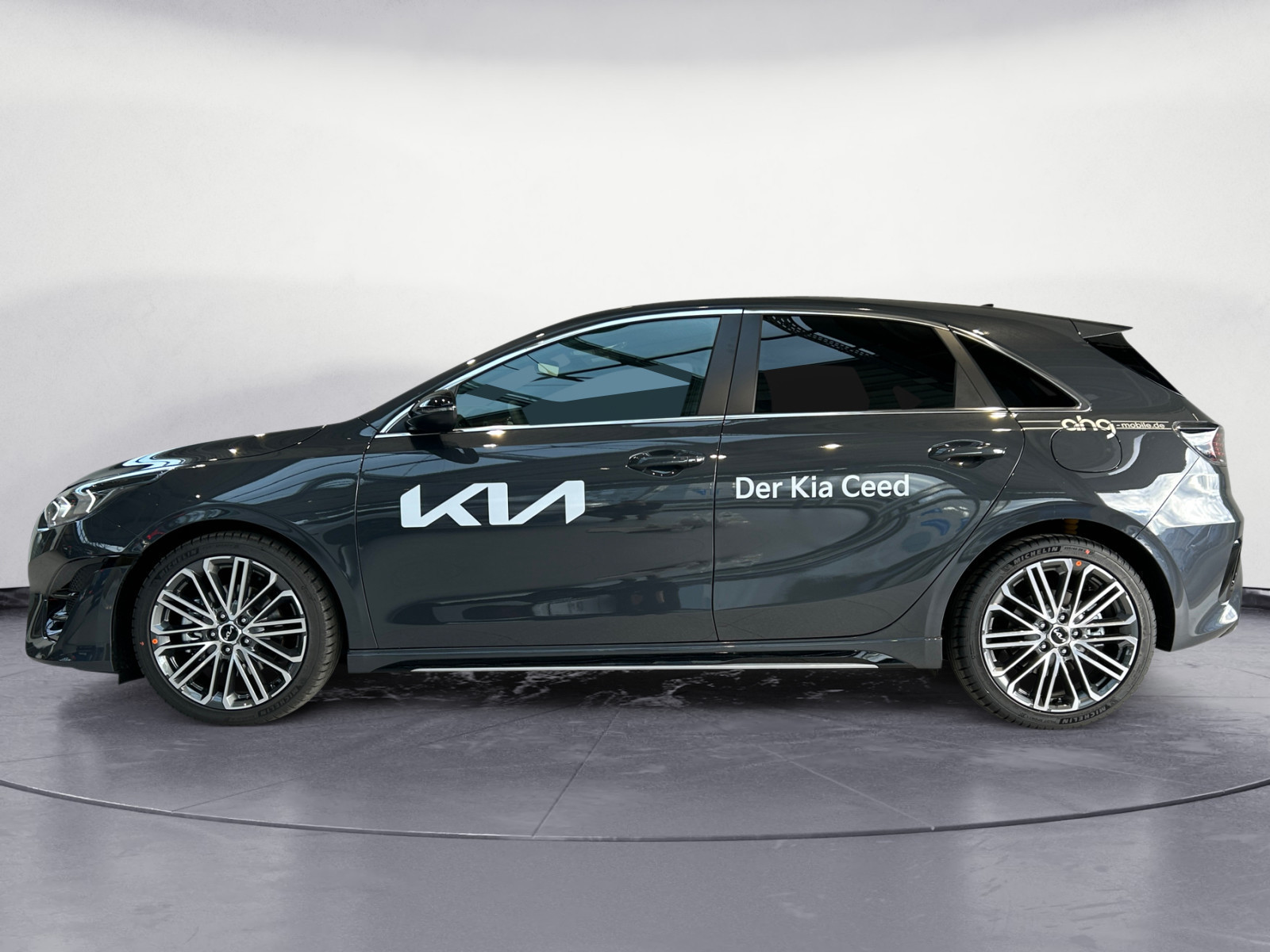 Kia - cee´d / Ceed 1.5 GT-Line DCT TEC/18Z/