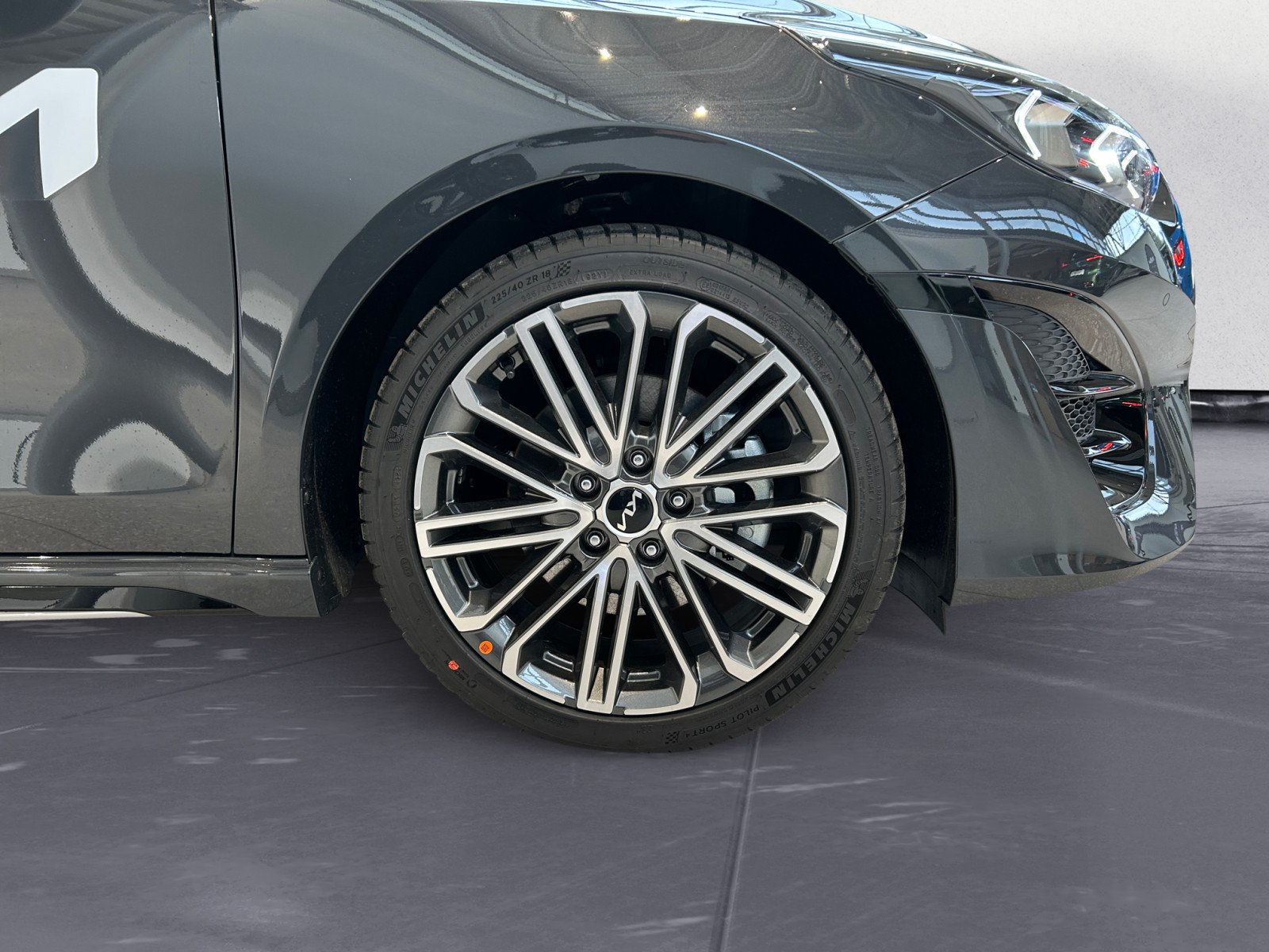 Kia - cee´d / Ceed 1.5 GT-Line DCT TEC/18Z/