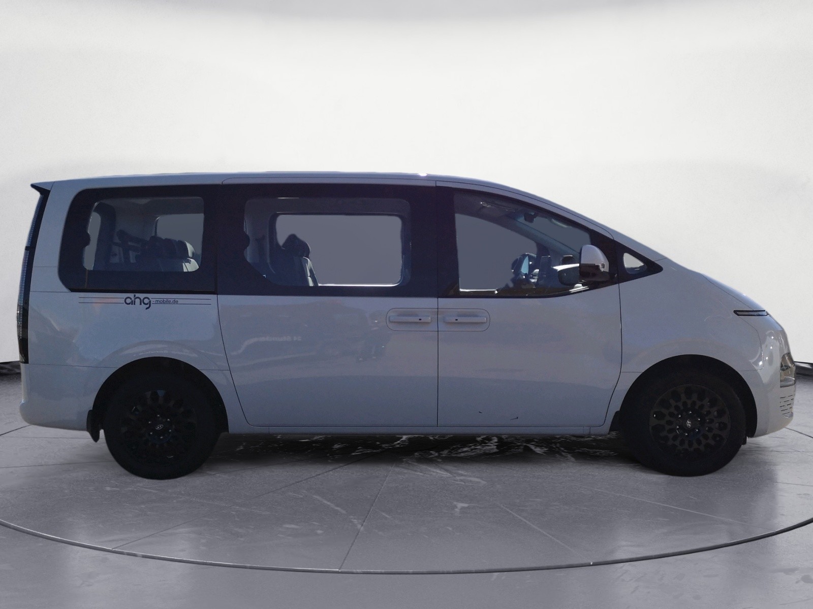 Hyundai - STARIA Hybrid 9-Sitzer HEV