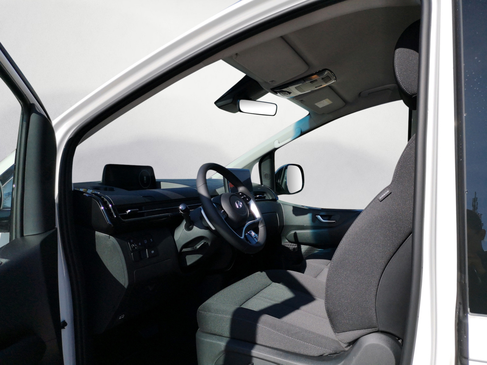 Hyundai - STARIA Hybrid 9-Sitzer HEV