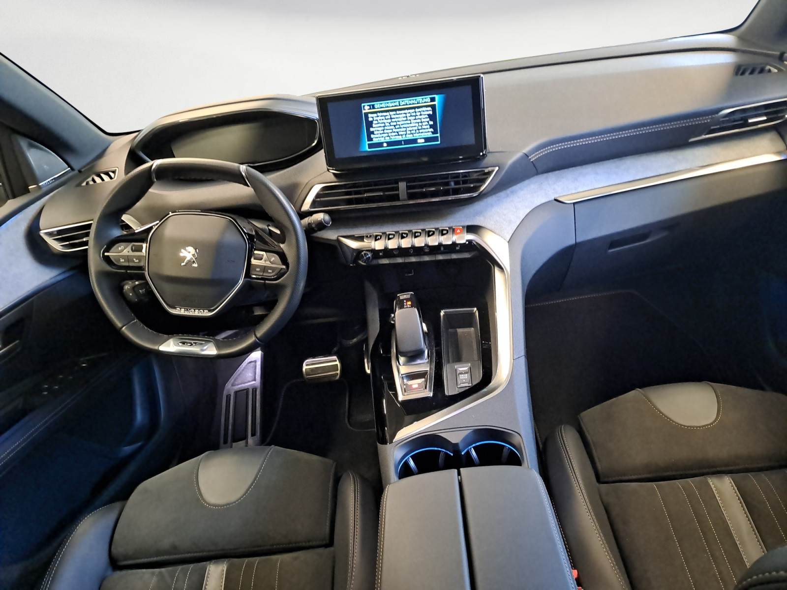 Peugeot - 3008 HYBRID 225 e-EAT8 GT Pack