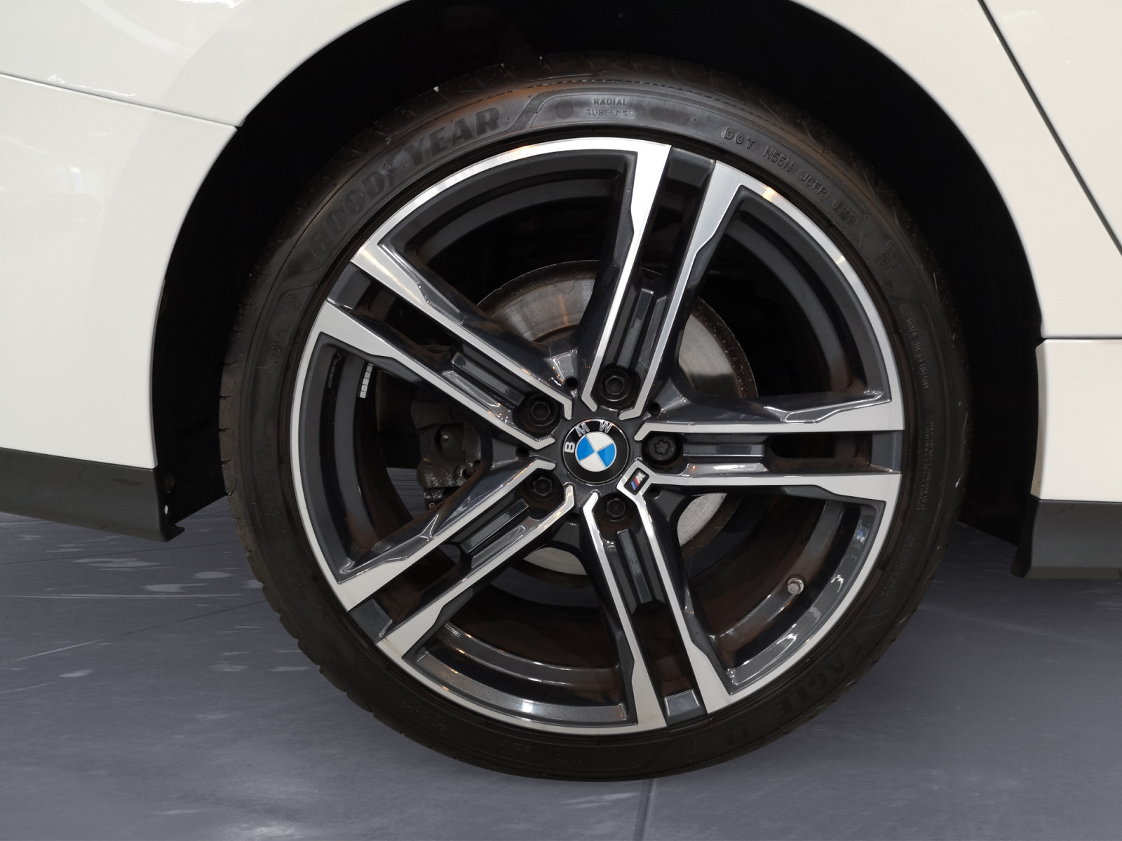 BMW - 218i Gran Coupe M Sport