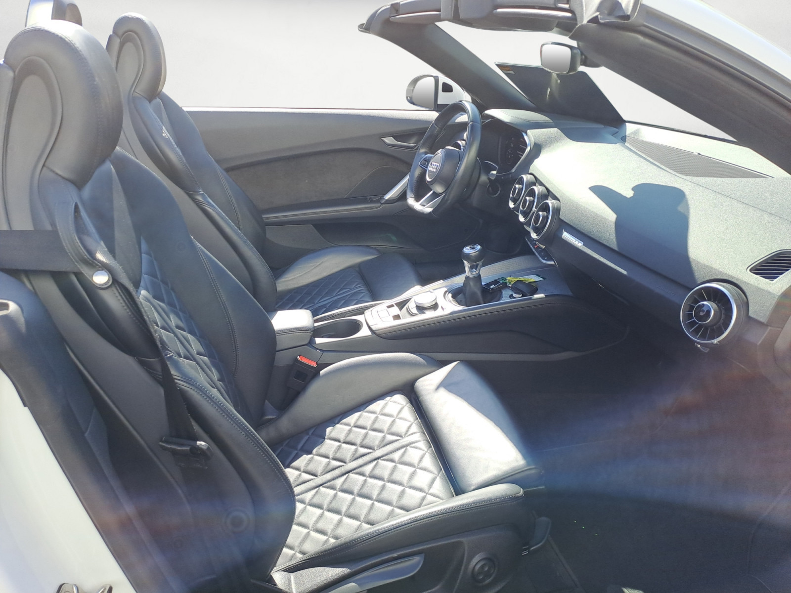 Audi - TT Roadster 2.0 TFSI