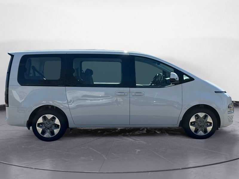 Hyundai - STARIA HEV 9-Sitzer Trend