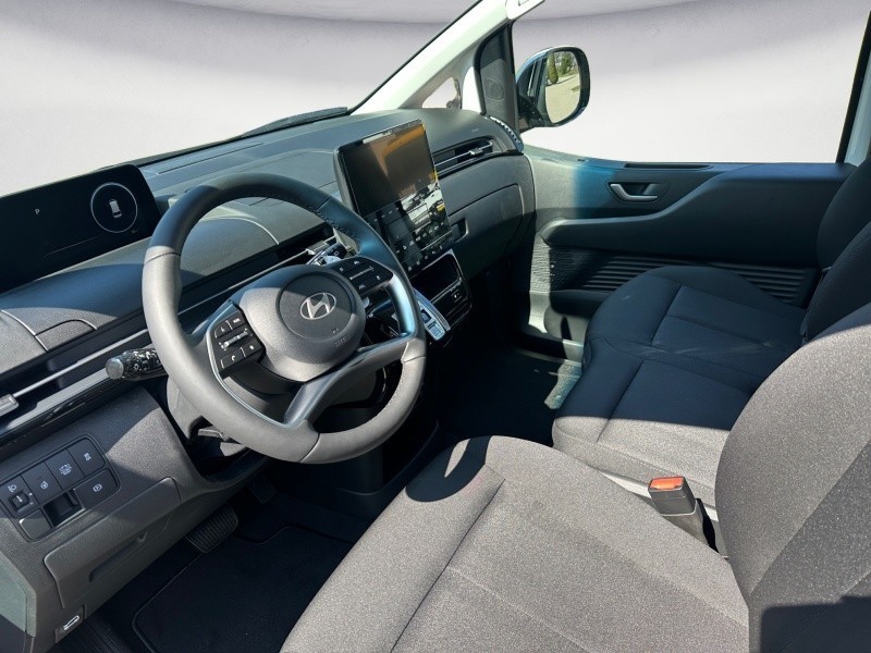 Hyundai - STARIA HEV 9-Sitzer Trend