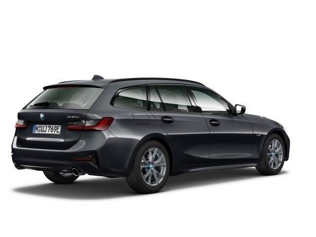 BMW - 330e Touring Sport Line Automatic