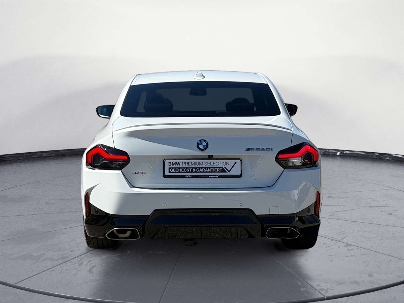 BMW - M240i xDrive Coupe