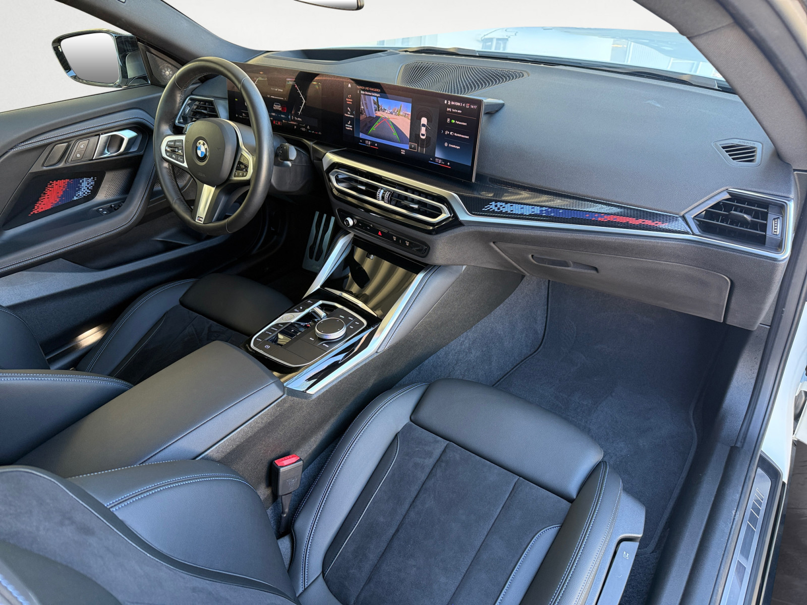 BMW - M240i xDrive Coupe