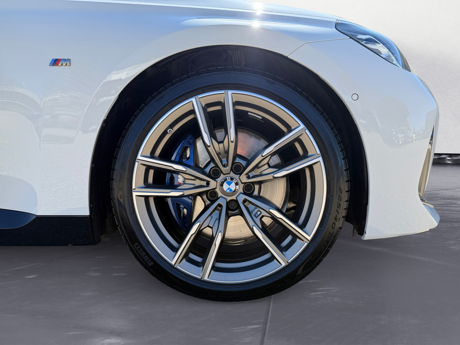 BMW - M240i xDrive Coupe