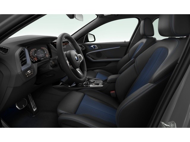 BMW - M135i xDrive